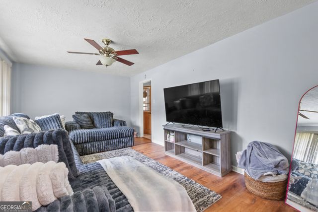 88 Ravenwood Way, Warner Robins, GA 31093