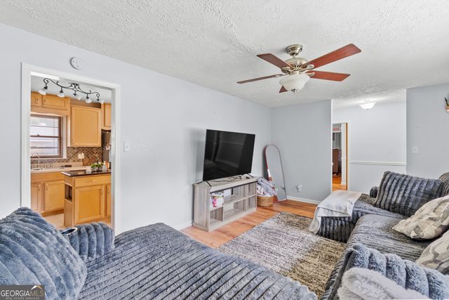 88 Ravenwood Way, Warner Robins, GA 31093
