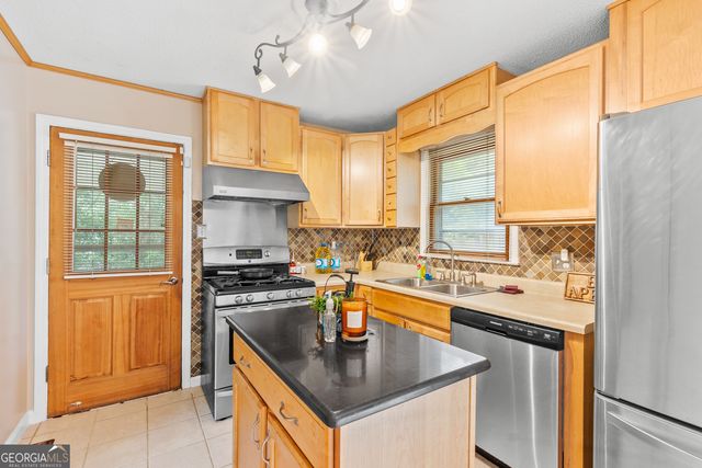 88 Ravenwood Way, Warner Robins, GA 31093