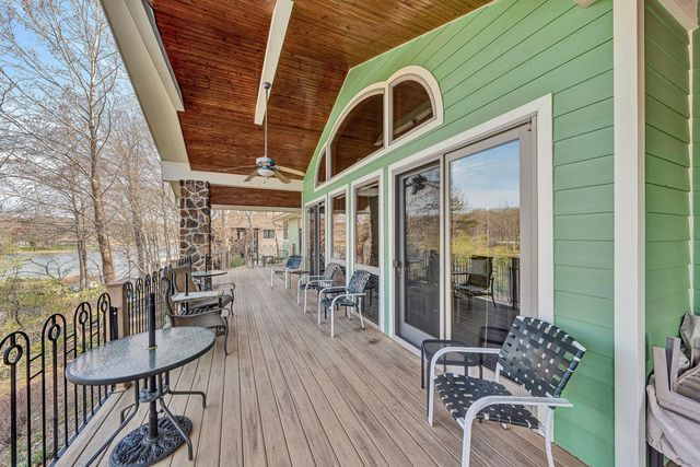 23 Waterpoint CT, Moneta, VA 24121