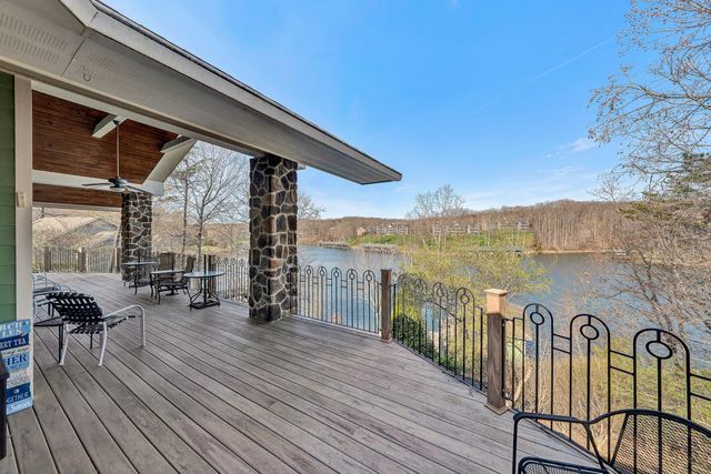 23 Waterpoint CT, Moneta, VA 24121