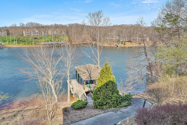 23 Waterpoint CT, Moneta, VA 24121