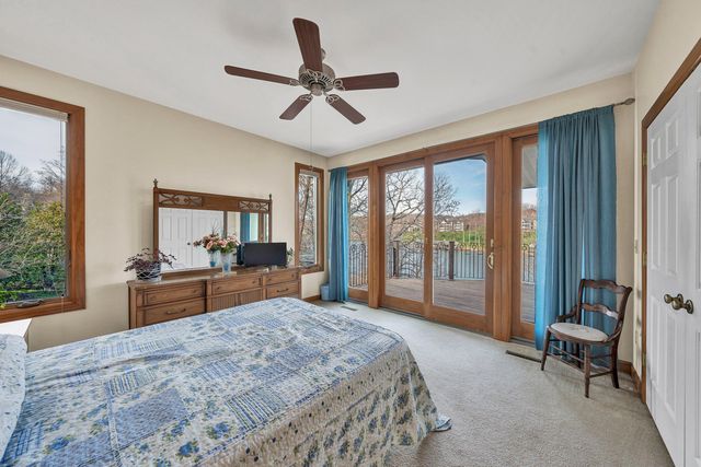 23 Waterpoint CT, Moneta, VA 24121