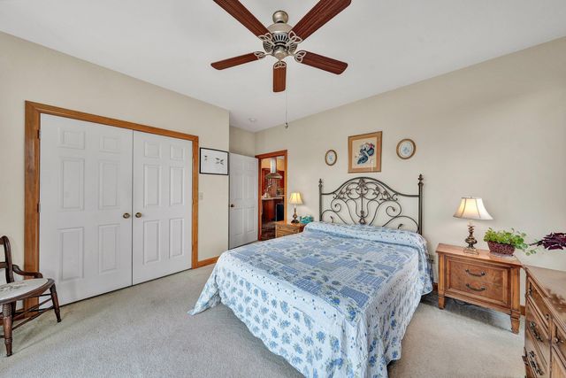 23 Waterpoint CT, Moneta, VA 24121