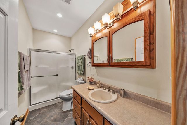 23 Waterpoint CT, Moneta, VA 24121