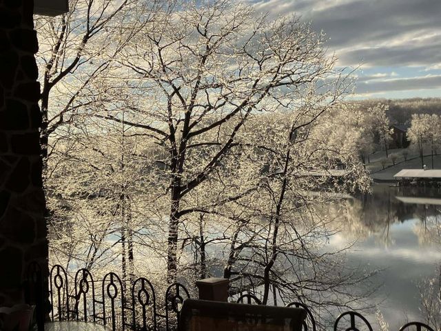 23 Waterpoint CT, Moneta, VA 24121