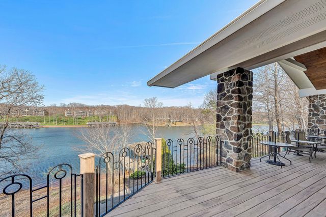 23 Waterpoint CT, Moneta, VA 24121