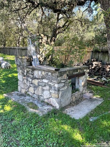 6908 N Poss Rd., Leon Valley, TX 78238