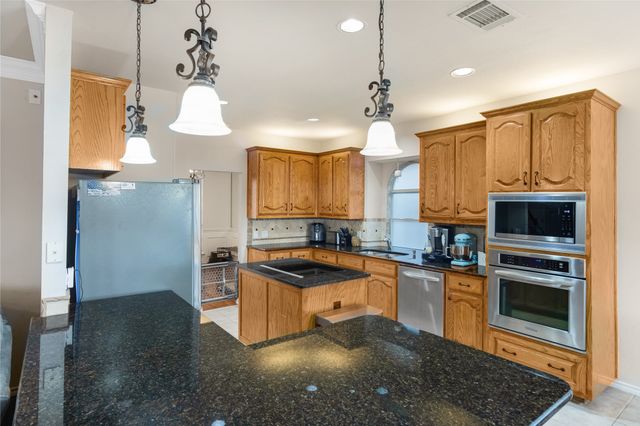 4745 Eagle Trace Drive, Fort Worth, TX 76244