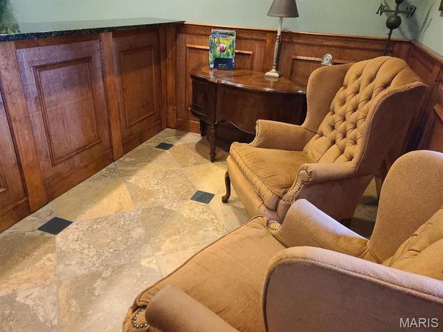 60 Gailwood Drive B1, St Peters, MO 63376