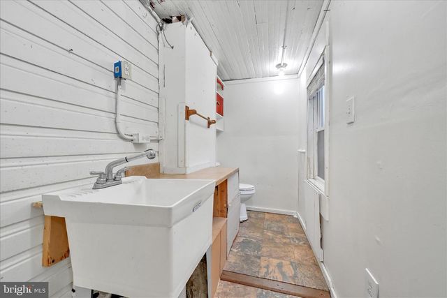 29 MEMORIAL BLVD, Newmanstown, PA 17073