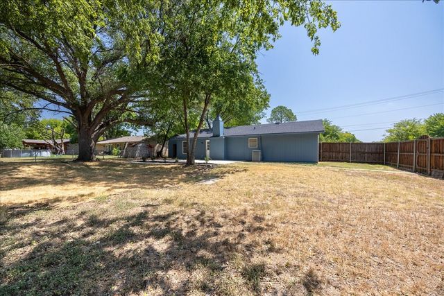 301 Bellaire Drive, Denton, TX 76209