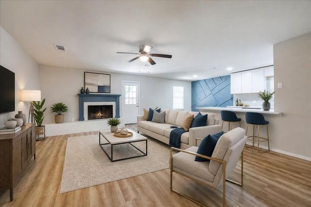 301 Bellaire Drive, Denton, TX 76209