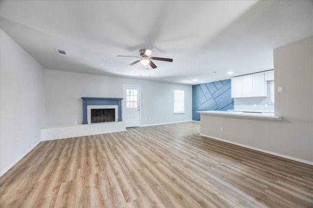 301 Bellaire Drive, Denton, TX 76209