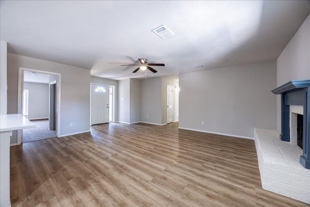 301 Bellaire Drive, Denton, TX 76209
