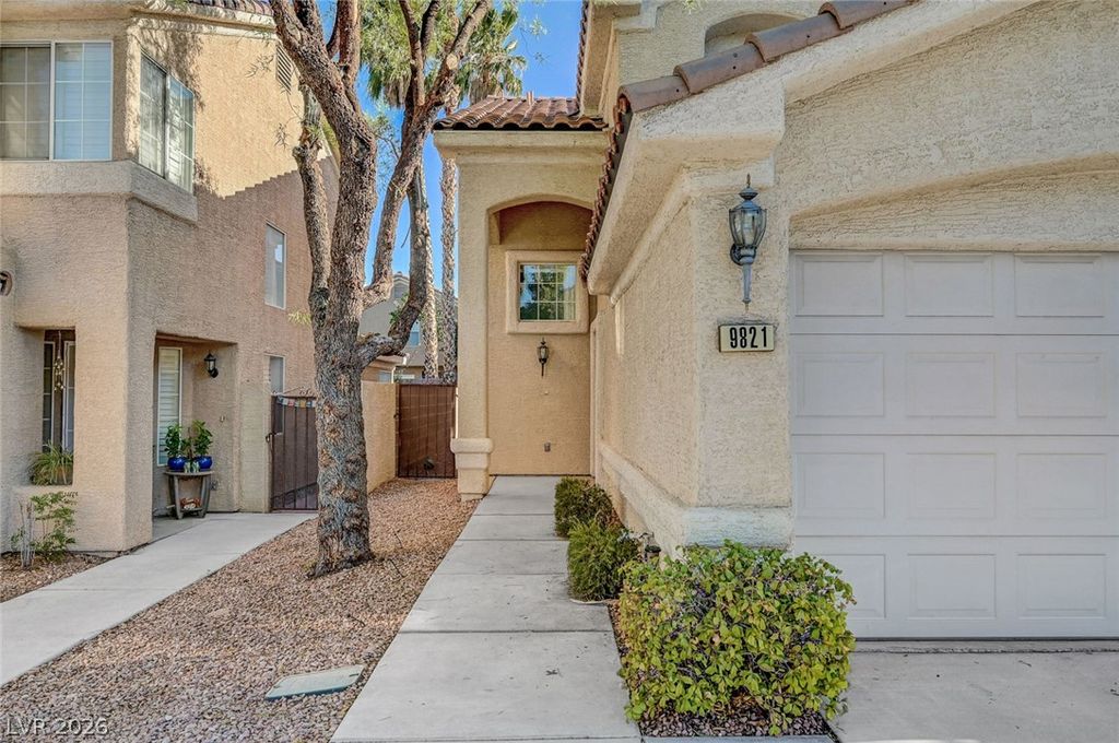 9821 Peseo Cresta Avenue, Las Vegas, NV 89117 — photo 4