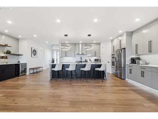 23015 Sw BYERS LAKE Ter, Sherwood, OR 97140