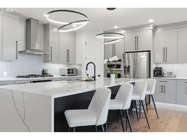 23015 Sw BYERS LAKE Ter, Sherwood, OR 97140