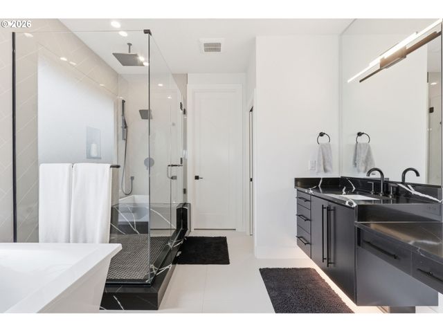 23015 Sw BYERS LAKE Ter, Sherwood, OR 97140