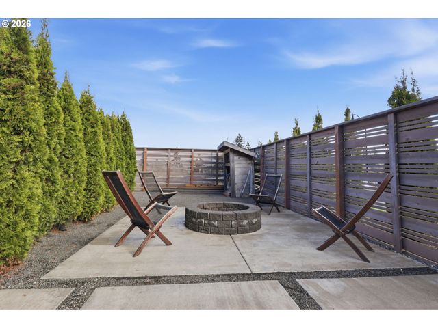 23015 Sw BYERS LAKE Ter, Sherwood, OR 97140