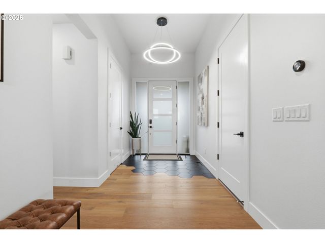 23015 Sw BYERS LAKE Ter, Sherwood, OR 97140