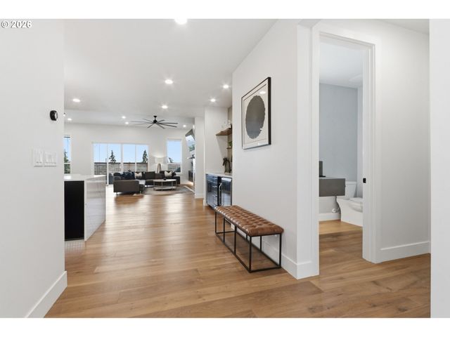 23015 Sw BYERS LAKE Ter, Sherwood, OR 97140