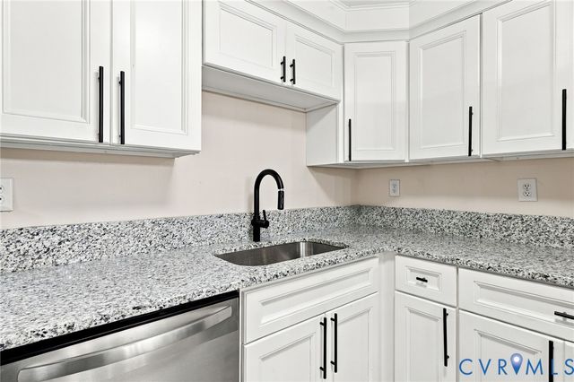 9206 Emmett Rd, Glen Allen, VA 23060