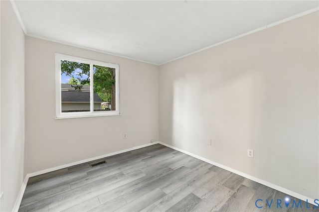 9206 Emmett Rd, Glen Allen, VA 23060