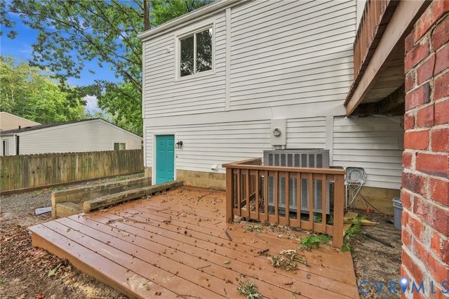 9206 Emmett Rd, Glen Allen, VA 23060