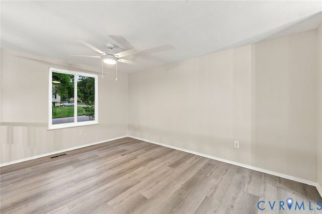 9206 Emmett Rd, Glen Allen, VA 23060