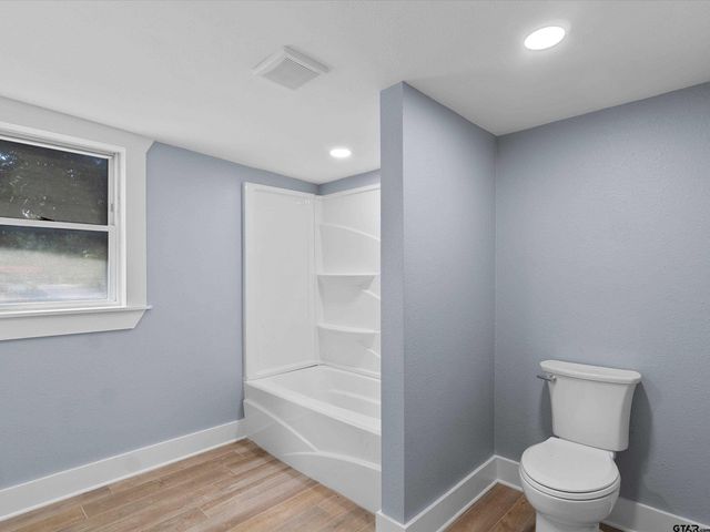 100 LYNCH ST, Hawkins, TX 75765