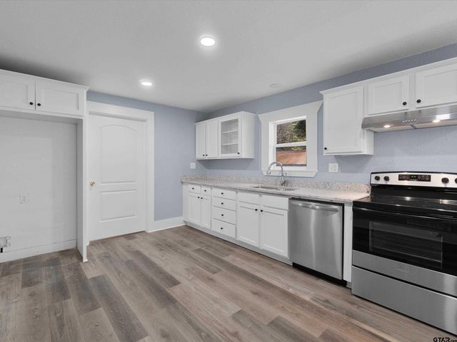 100 LYNCH ST, Hawkins, TX 75765