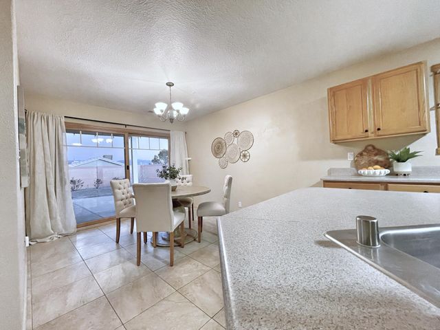 10536 Portofino Drive NW, Albuquerque, NM 87114