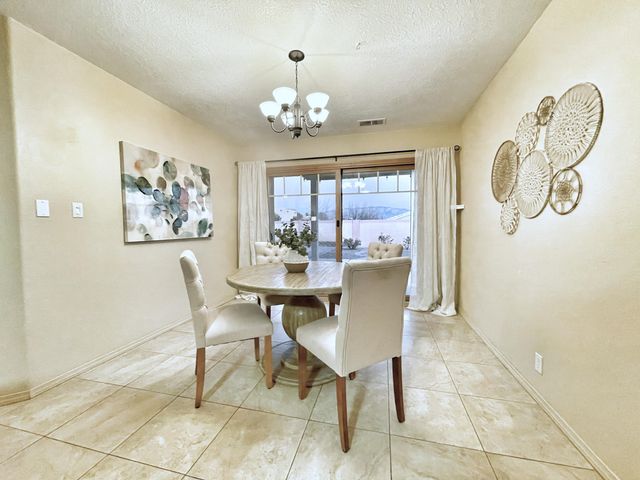 10536 Portofino Drive NW, Albuquerque, NM 87114