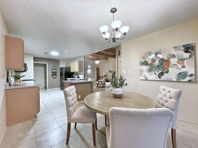10536 Portofino Drive NW, Albuquerque, NM 87114