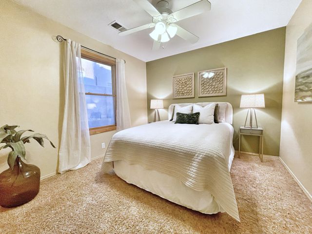 10536 Portofino Drive NW, Albuquerque, NM 87114