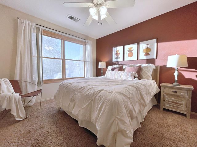 10536 Portofino Drive NW, Albuquerque, NM 87114