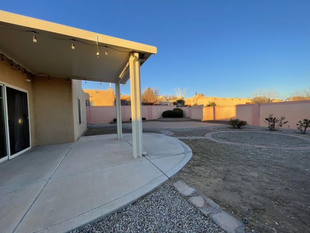 10536 Portofino Drive NW, Albuquerque, NM 87114