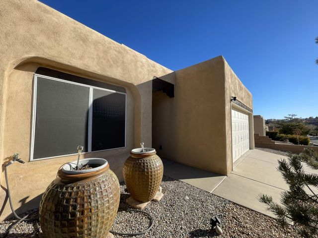 10536 Portofino Drive NW, Albuquerque, NM 87114