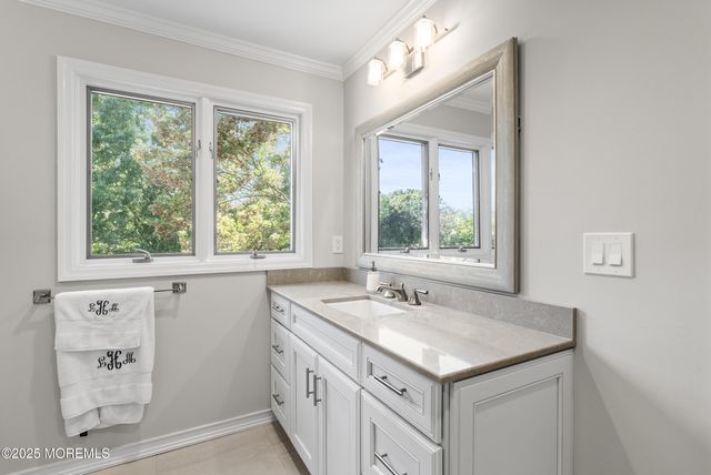 53 Jamestown Road, Eatontown, NJ 07724