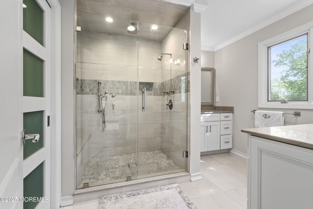 53 Jamestown Road, Eatontown, NJ 07724