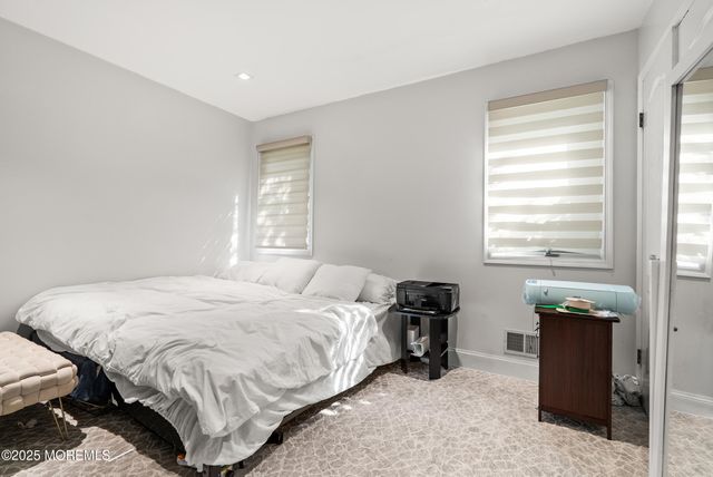 53 Jamestown Road, Eatontown, NJ 07724