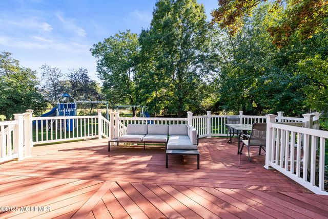 53 Jamestown Road, Eatontown, NJ 07724