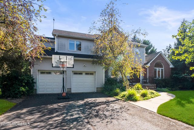 53 Jamestown Road, Eatontown, NJ 07724