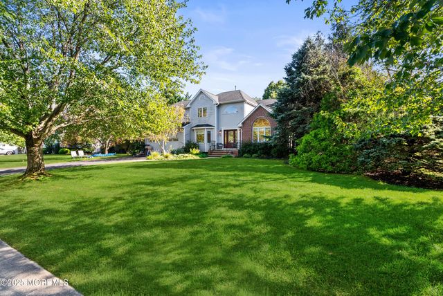 53 Jamestown Road, Eatontown, NJ 07724