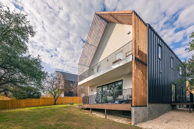 2105 Crazyhorse PASS, Austin, TX 78734