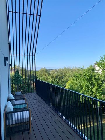 2105 Crazyhorse PASS, Austin, TX 78734