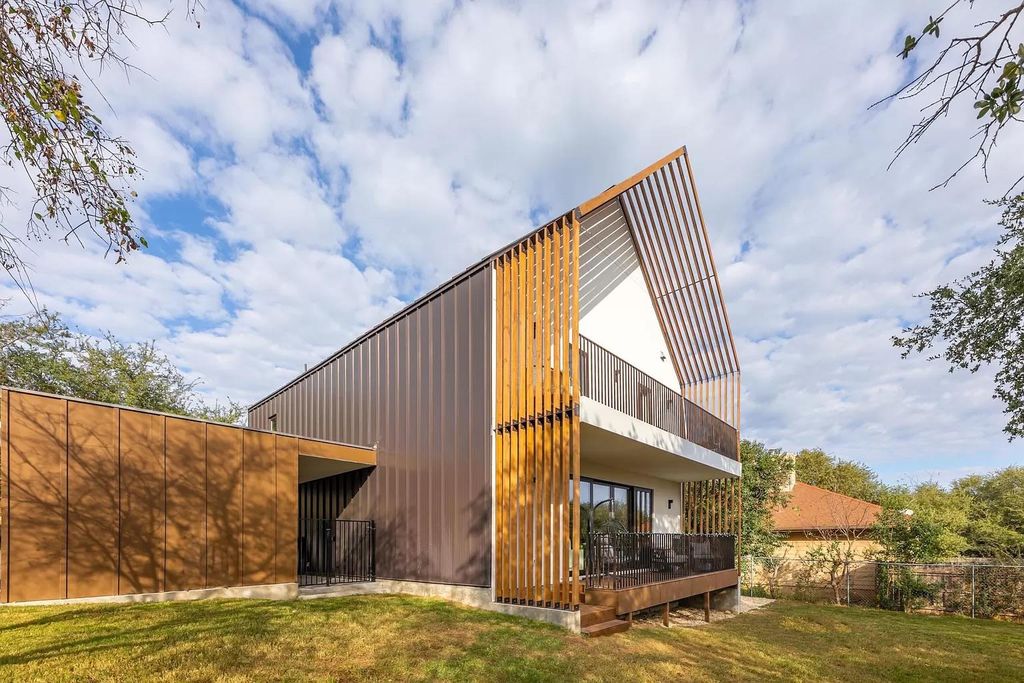2105 Crazyhorse PASS, Austin, TX 78734