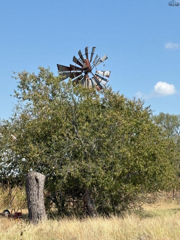 15934 HWY 25, Holliday, TX 76366