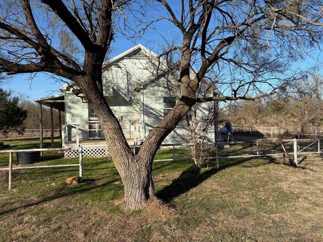 15934 HWY 25, Holliday, TX 76366